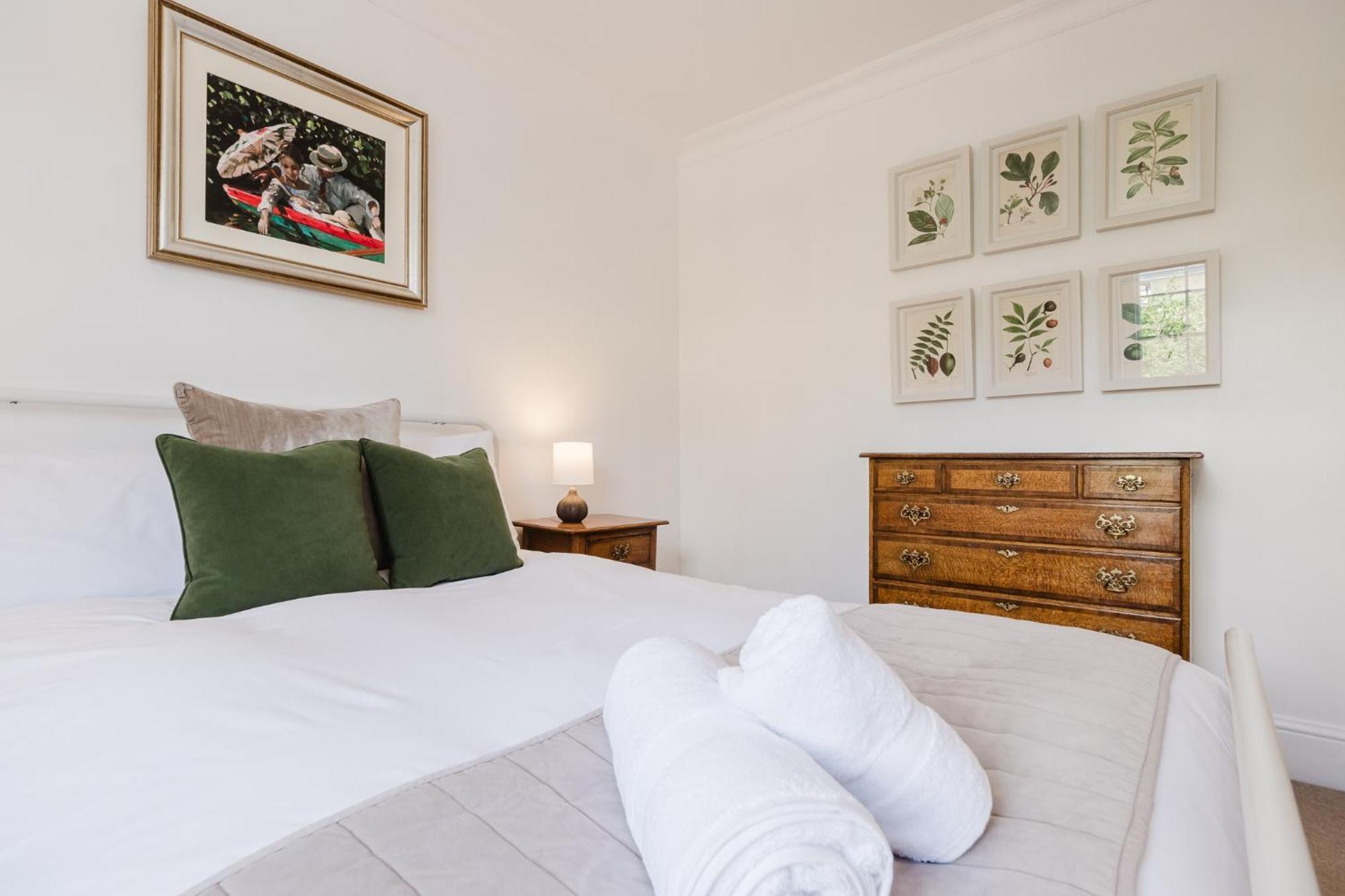 Apartment Gorgeous Townhouse With Garden & Open Living Cheltenham